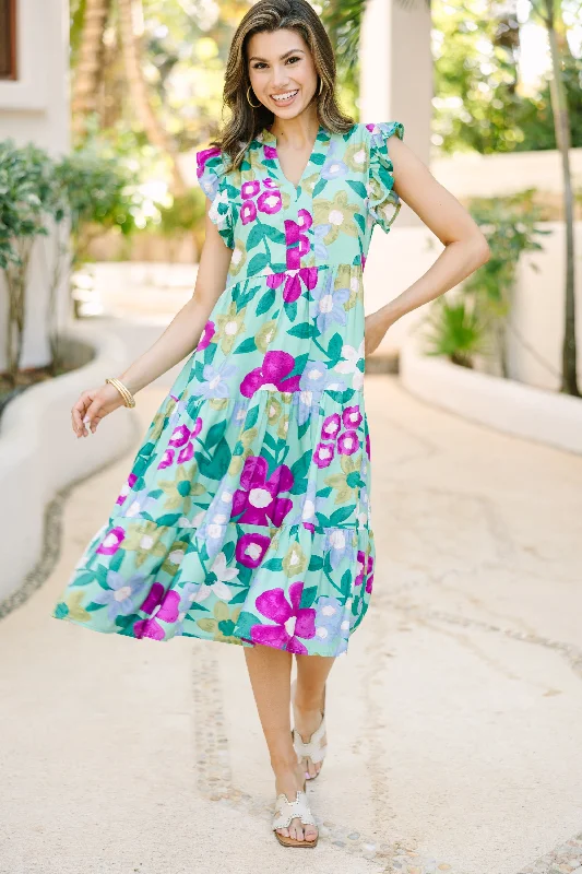 Casual Chic Created Beauty Sage Green Floral Midi Dress