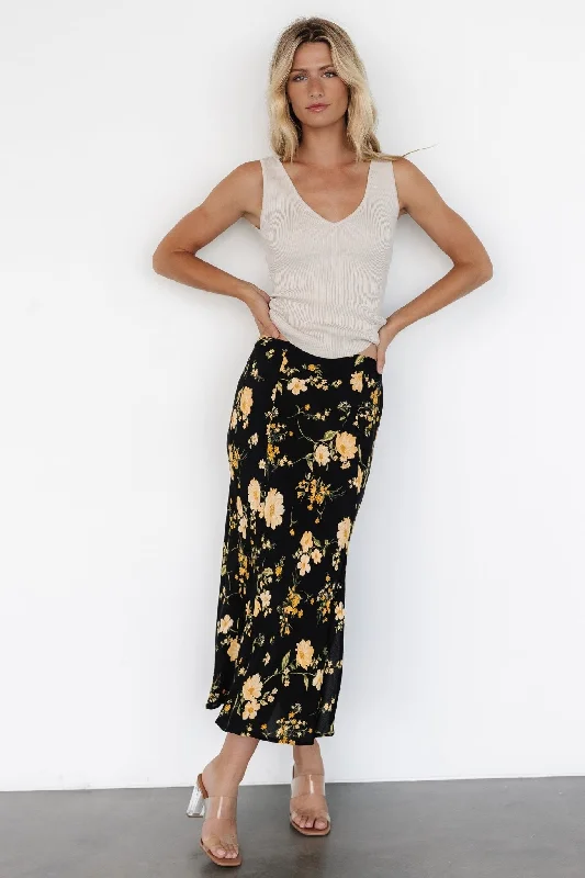 Fashionable And Fashionable Fairchild Skirt | Black Floral