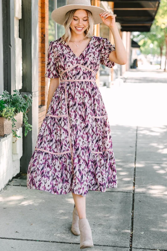 Fashion Must-have It's Time Purple Abstract Midi Dress