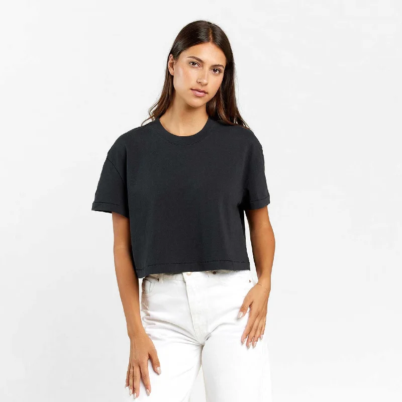 Fashionable Items Vintage Cotton Cropped Tee | Black