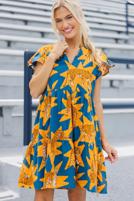 Fashion Must-have Briton Court: The Standout Orange Tiger Dress