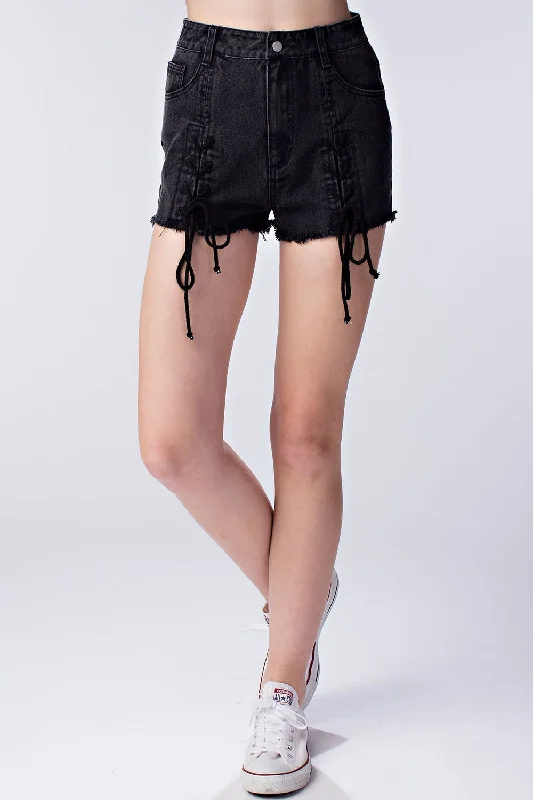 Trendy Comfort Lace Up Frayed Denim Shorts, Black