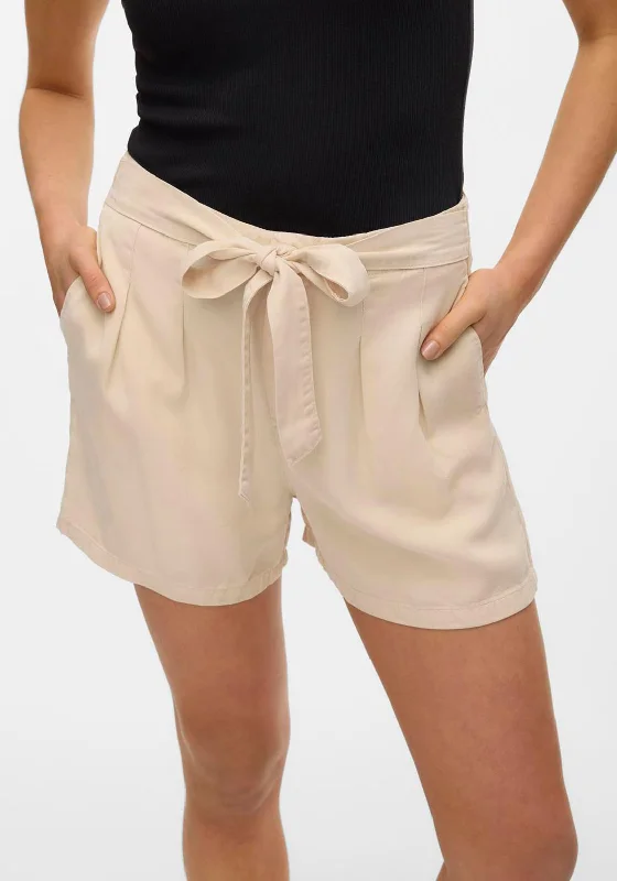 Retro Design Vero Moda Mia High Rise Tie Waist Shorts, Oatmeal