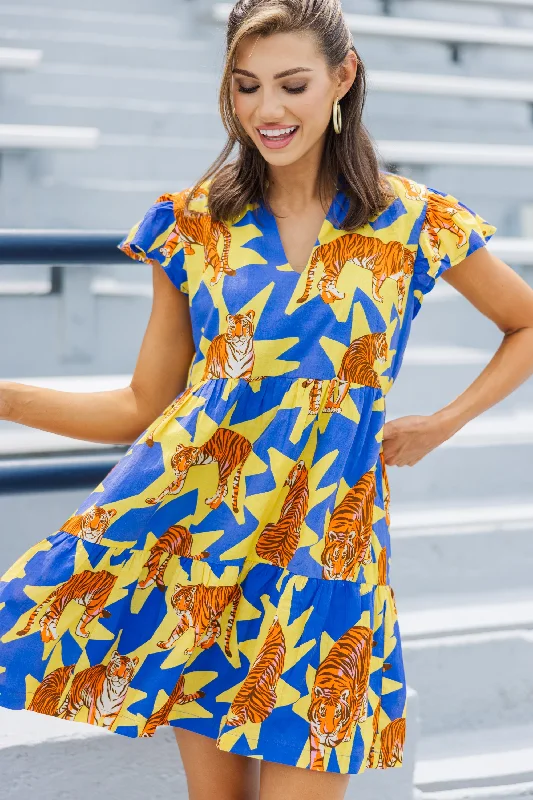 Stylish Comfort Briton Court: The Standout Yellow Tiger Dress