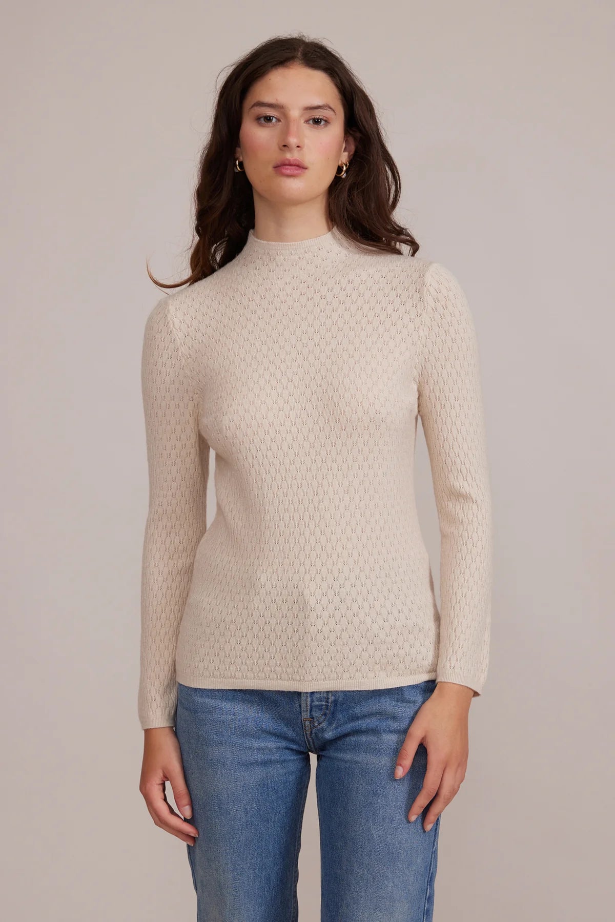 Chic Relaxation Design trend Ellis Mockneck Top