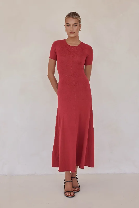 Primrose Knit Maxi Dress (Red)